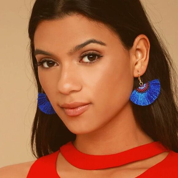 NWT Shashi Sophie Blue Earrings Fringe Woven Boho Embroidered Fan Tassel Gold - Picture 1 of 4